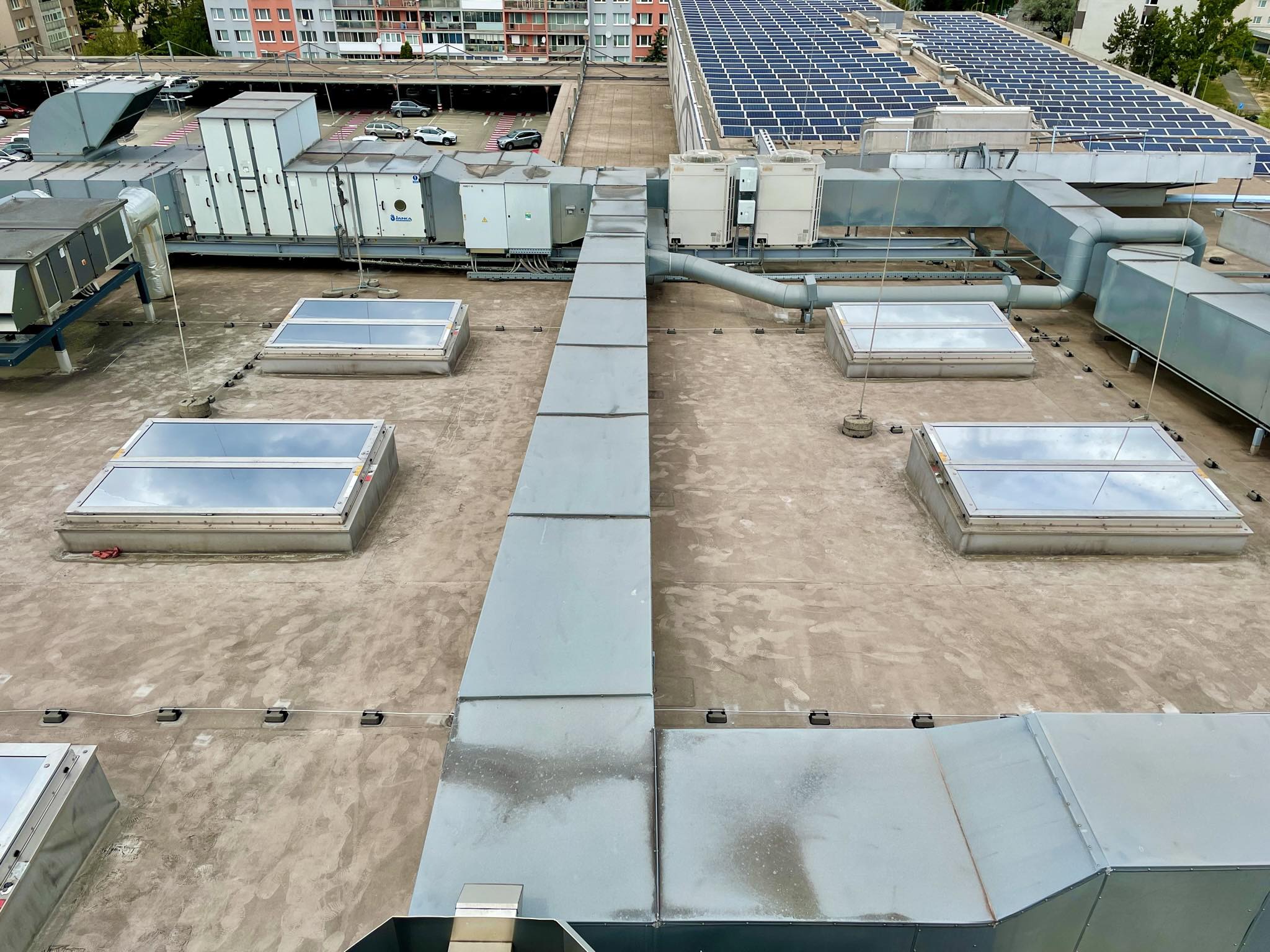 OC Galéria Košice - Polep okien exteriérovou solárnou fóliou